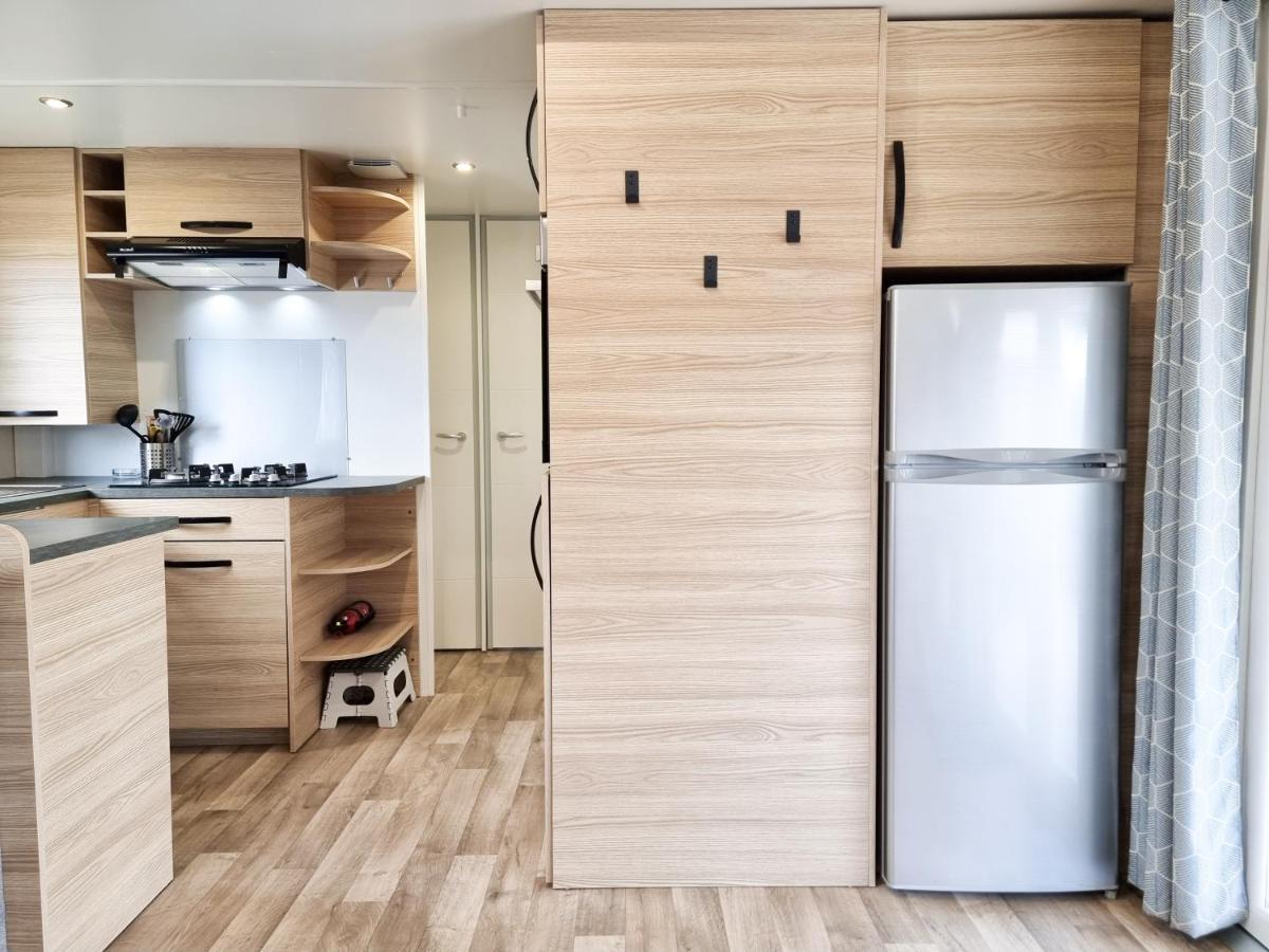 Prachtig Chalet Ok50 D12 Op Familiecamping Оосткапелл Экстерьер фото